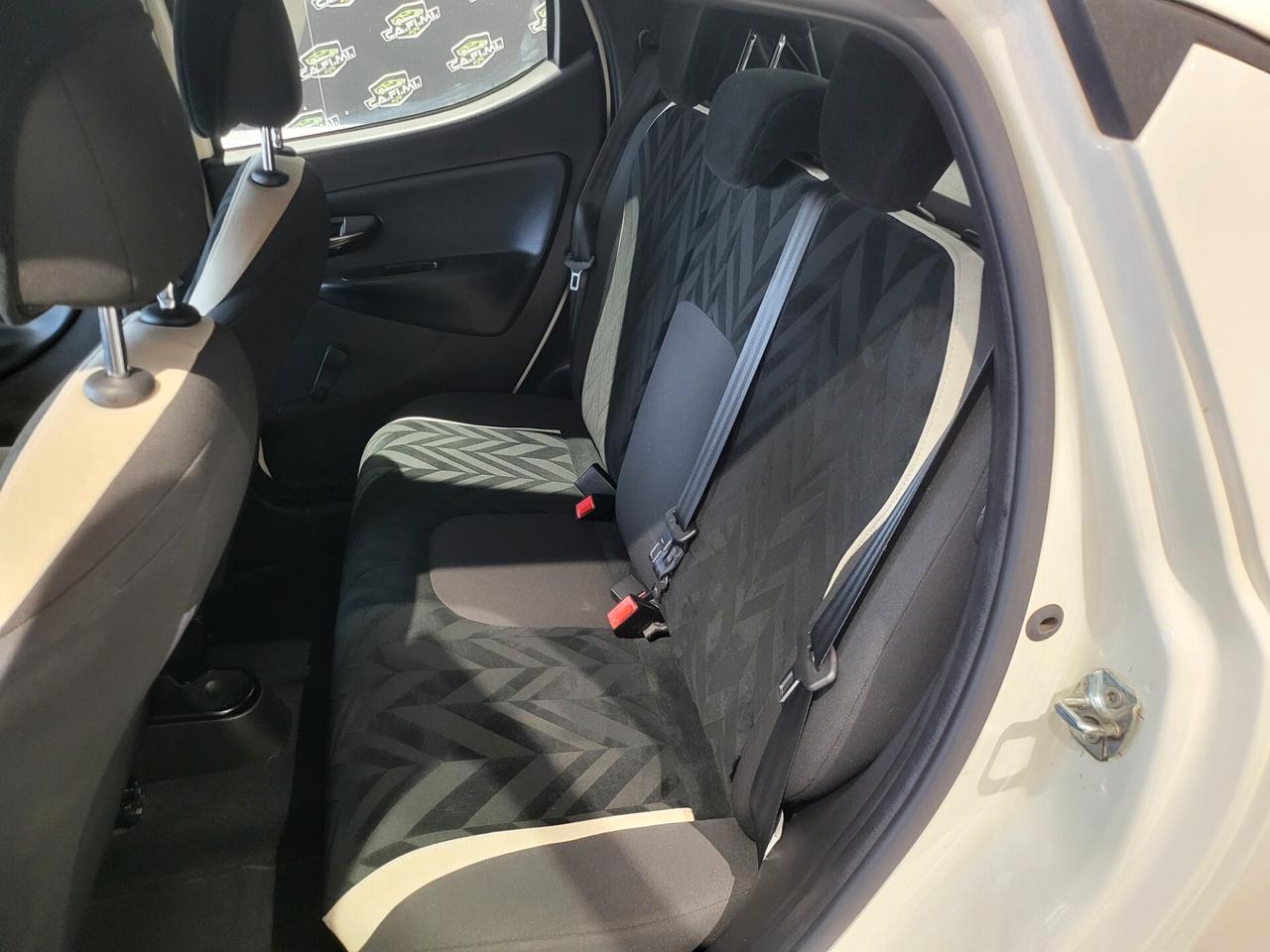 Lancia Ypsilon - 2017 1.2 69 CV GPL Ecochic Gold