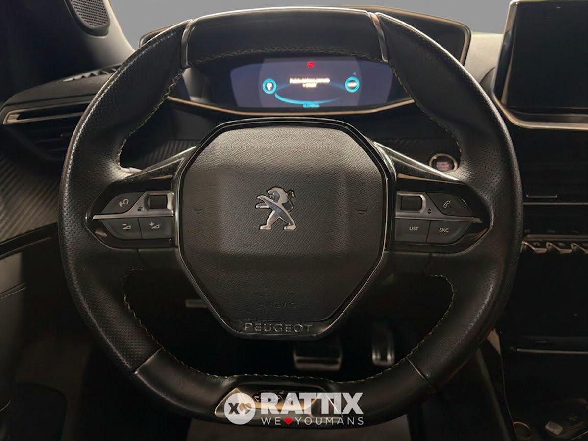 Peugeot e-2008 motore elettrico 100kW GT