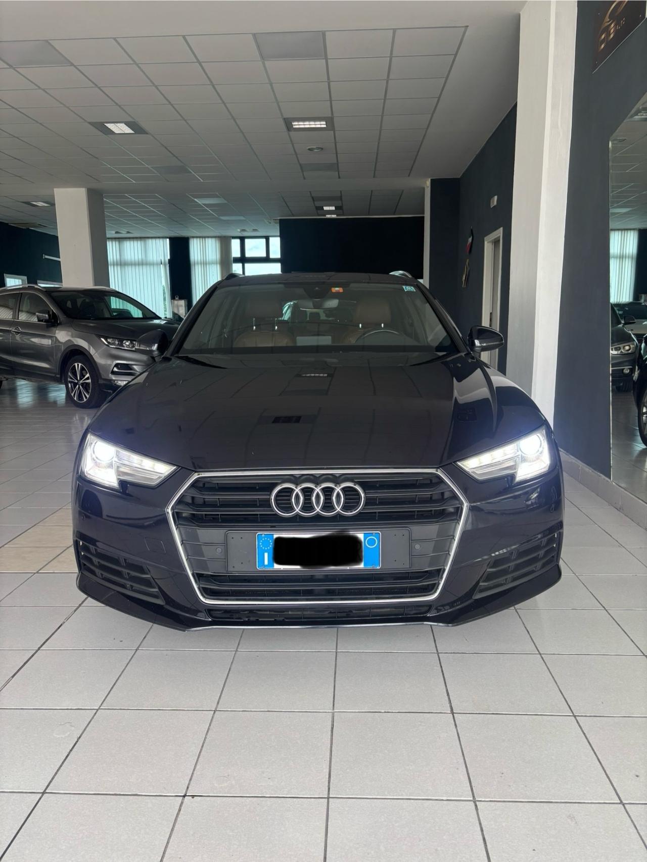 Audi A4 2.0 TDI 150 CV S tronic Business