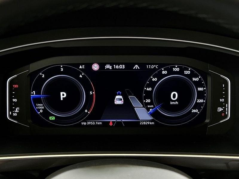 Volkswagen Tiguan Allspace 2.0 TDI SCR DSG 4MOTION R-Line 7 POSTI