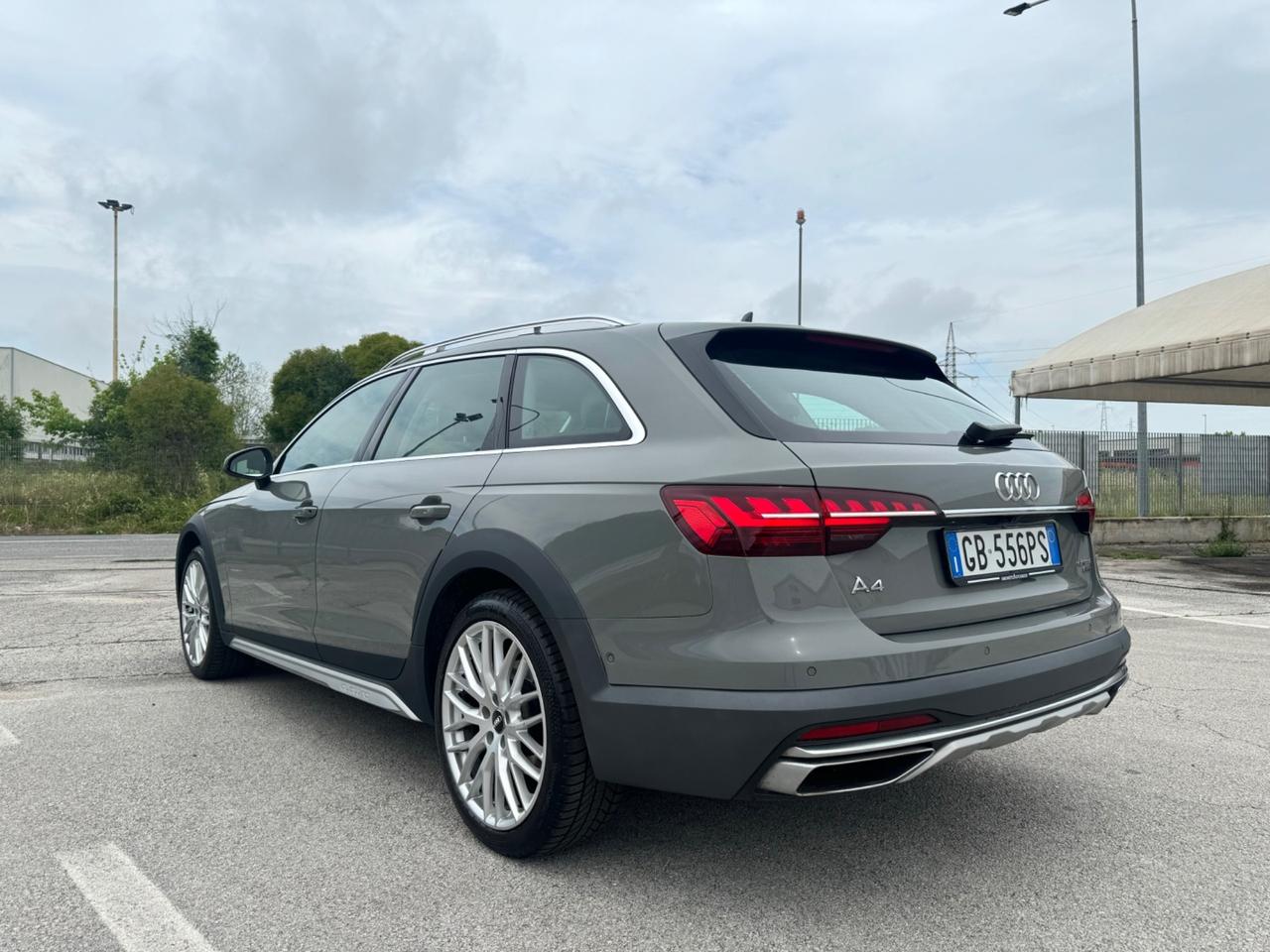 AUDI A4 ALLROAD 2.0 Tdi -Virtual Led Ambient 19