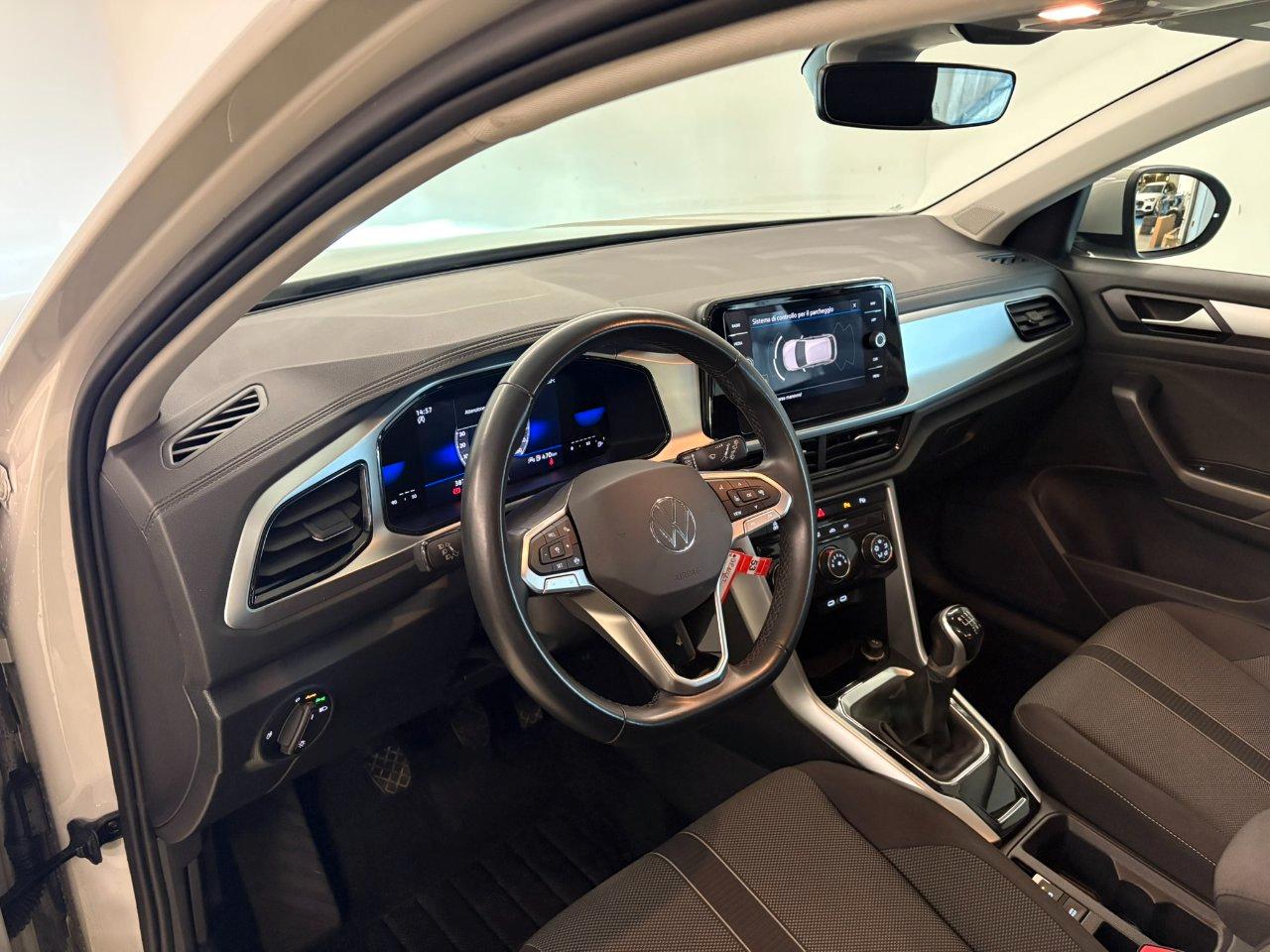 Volkswagen T-Roc 1.0 tsi Life 110cv