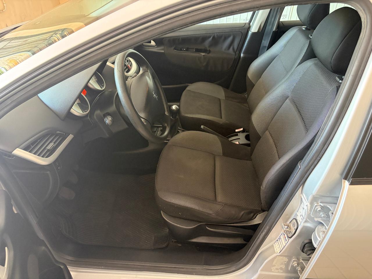 Peugeot 207 1.6 HDi 90CV SW