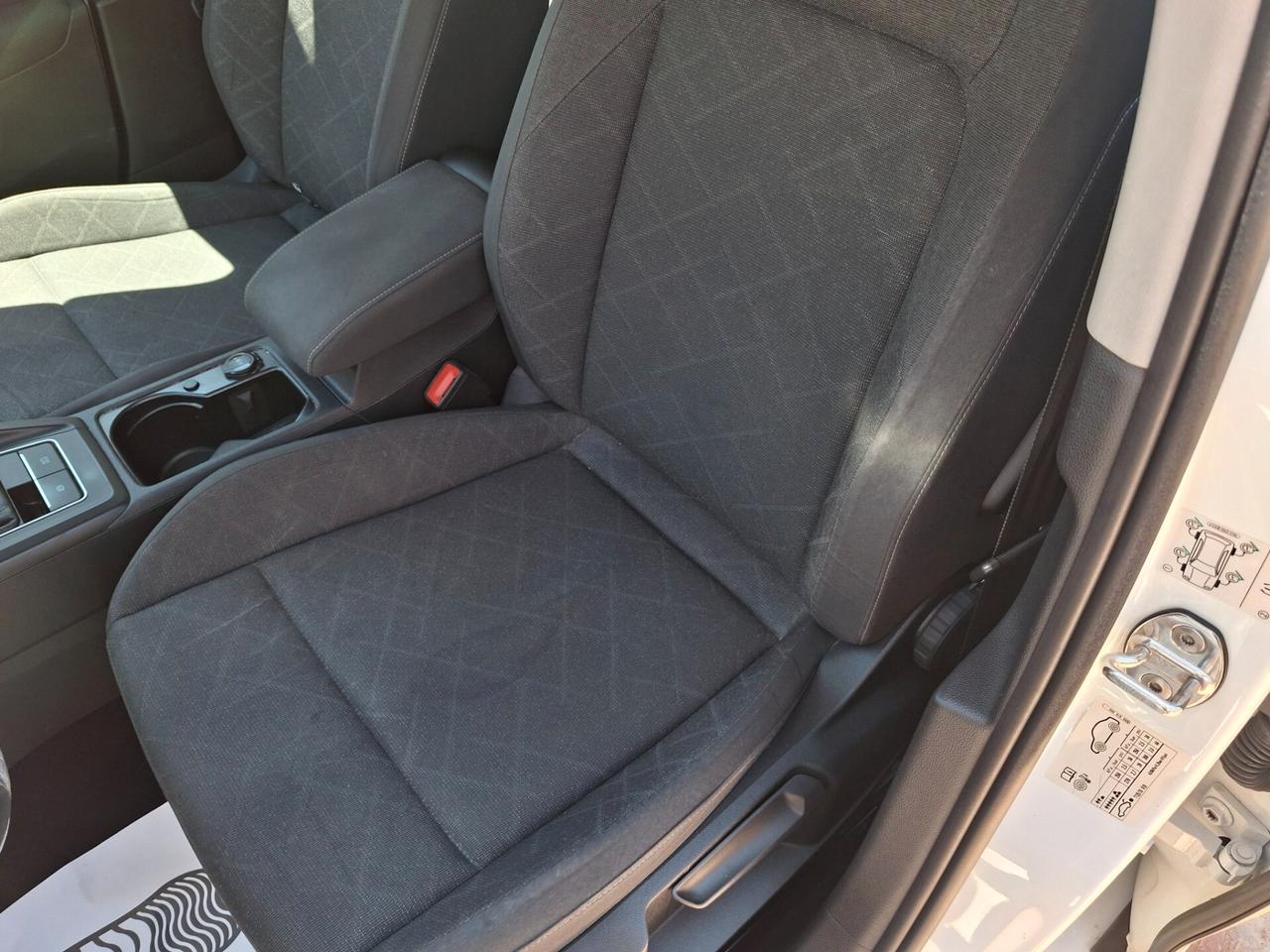 Volkswagen Golf 2.0 TDI 115 CV SCR Life