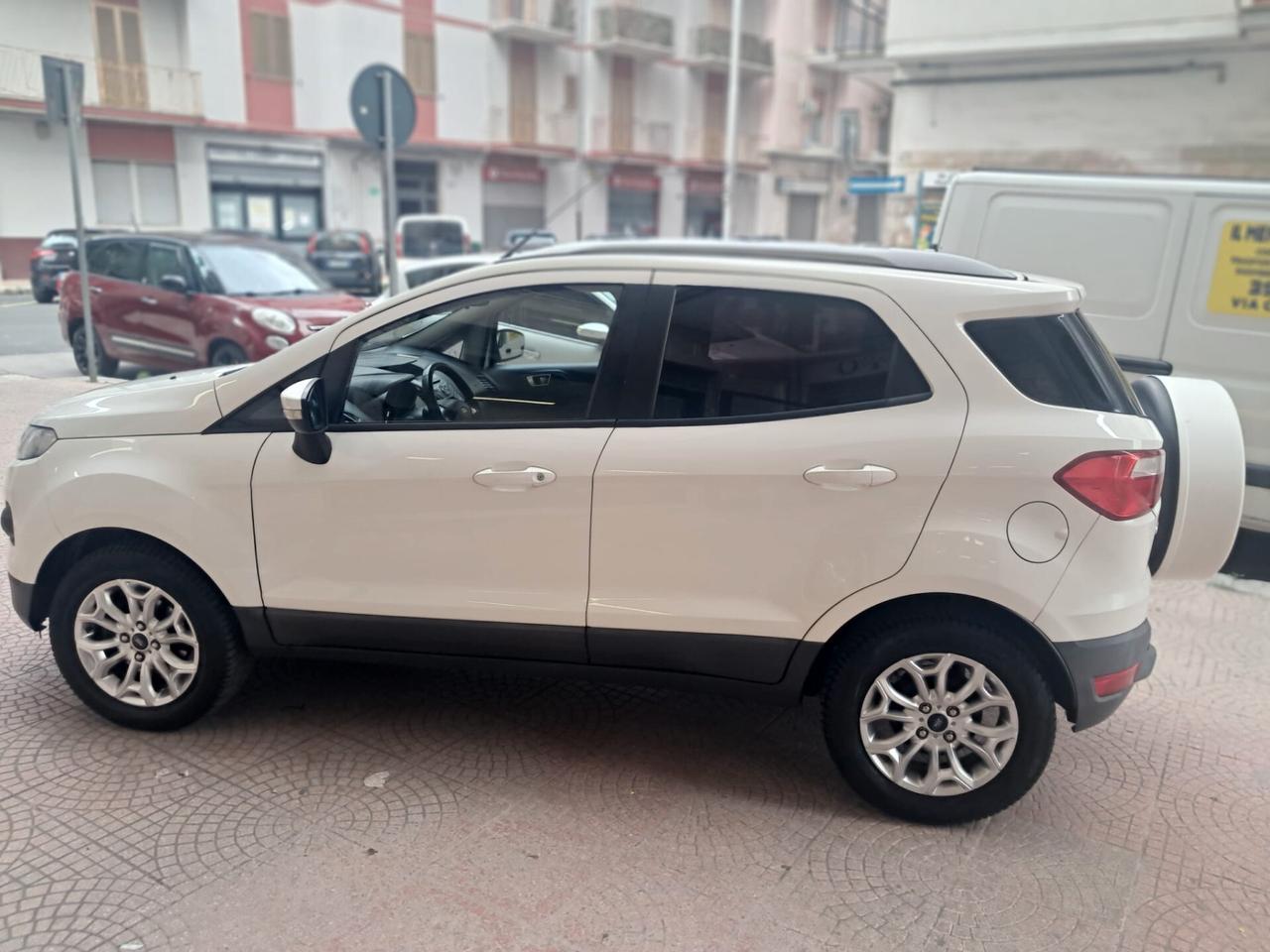 FORD EcoSport 1.5 TDCi 95 CV Plus-2016-Euro9800