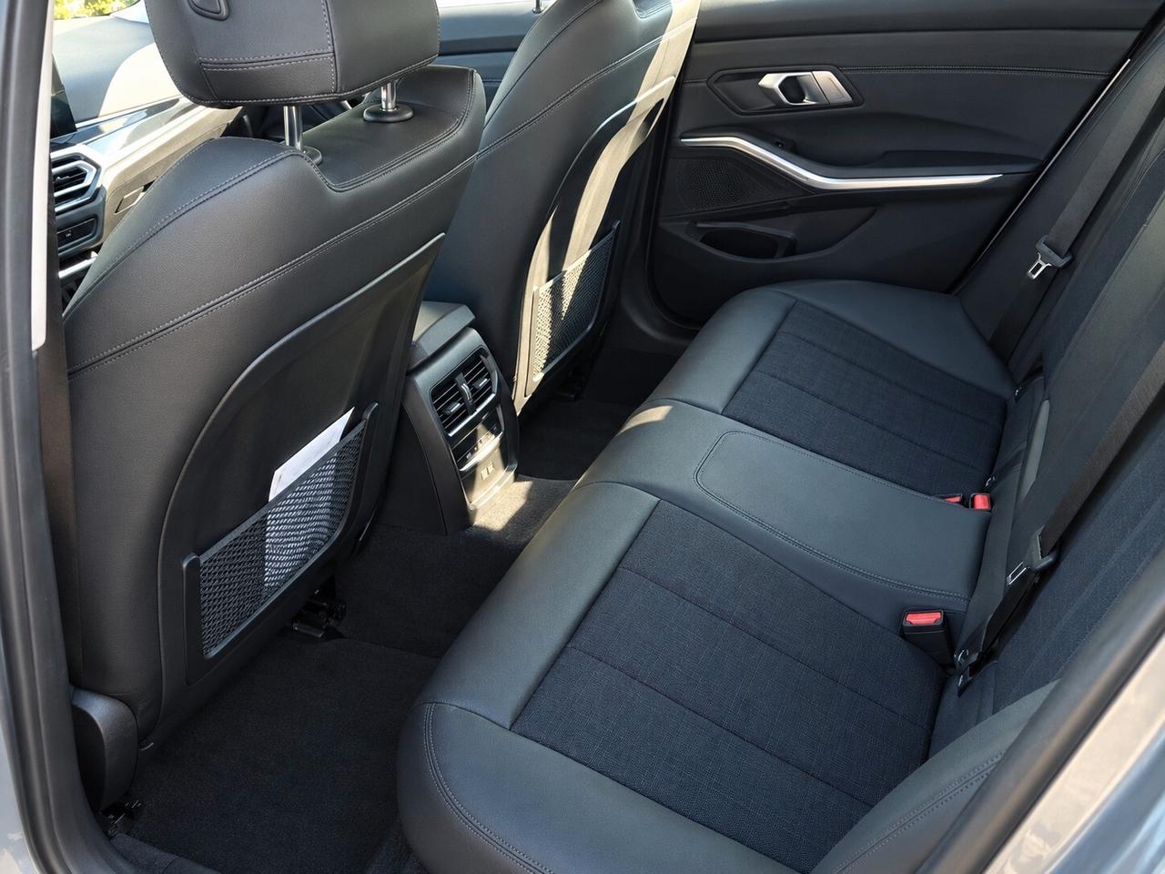 Bmw 318 318d 48V Touring "in arrivo"