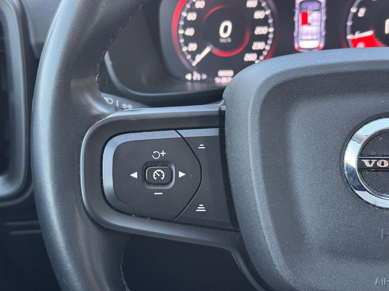 Volvo XC40 Essential T2 #50070