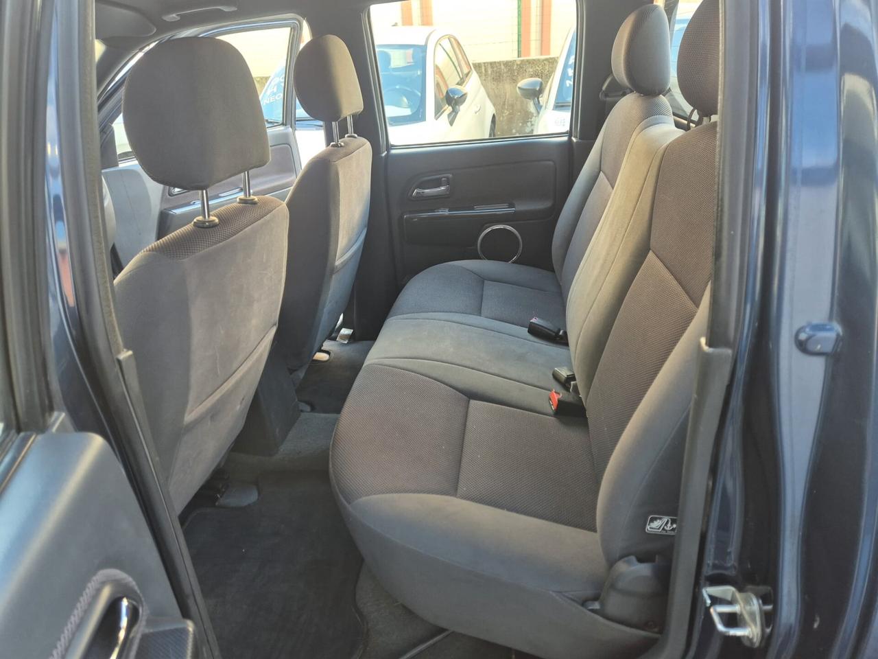 Isuzu D-Max 3.0 TD 4WD LS 5 posti - cambio automatico - gancio traino