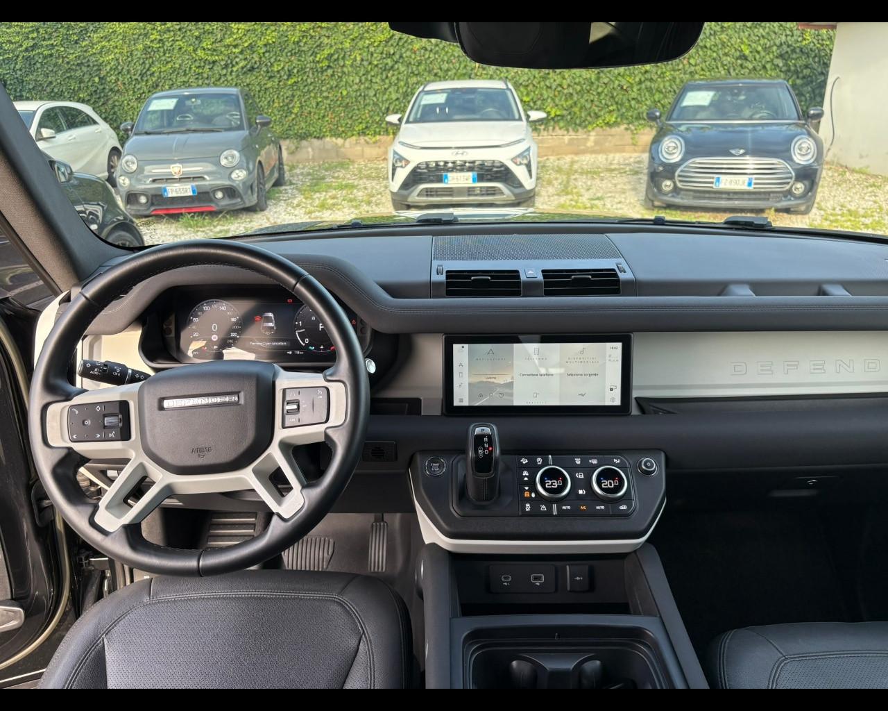 LAND ROVER Defender (2019) - Defender 90 3.0D I6 200 CV AWD Auto SE