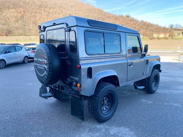 LAND ROVER Defender 90 2.4 TD4 3P CORTO SE ITALIANO da VETRINA