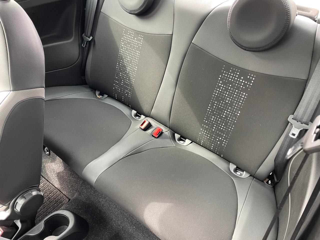 Fiat 500 1.0 70CV Hybrid Connect