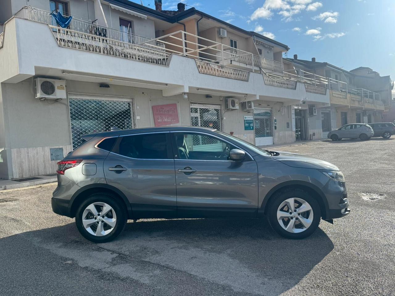 Nissan Qashqai 1.6 dCi XTronic Tekna+ GARANZIA