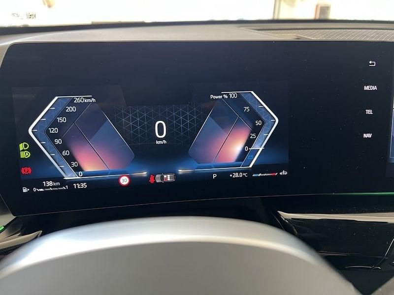 BMW X1 sDrive 18i DCT