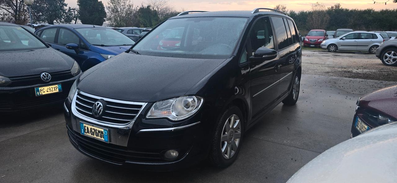 Volkswagen Touran 2.0 TDI 170CV DPF Highline