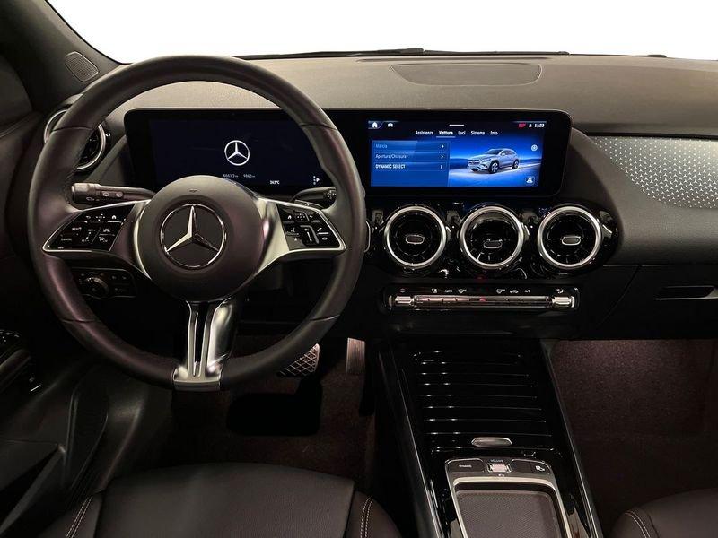 Mercedes-Benz GLA 180 d Automatic Business Extra night