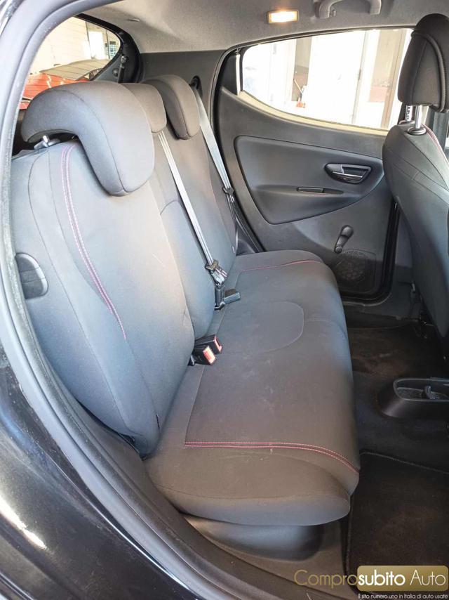 LANCIA Ypsilon 1.2 69 CV 5 porte Gold