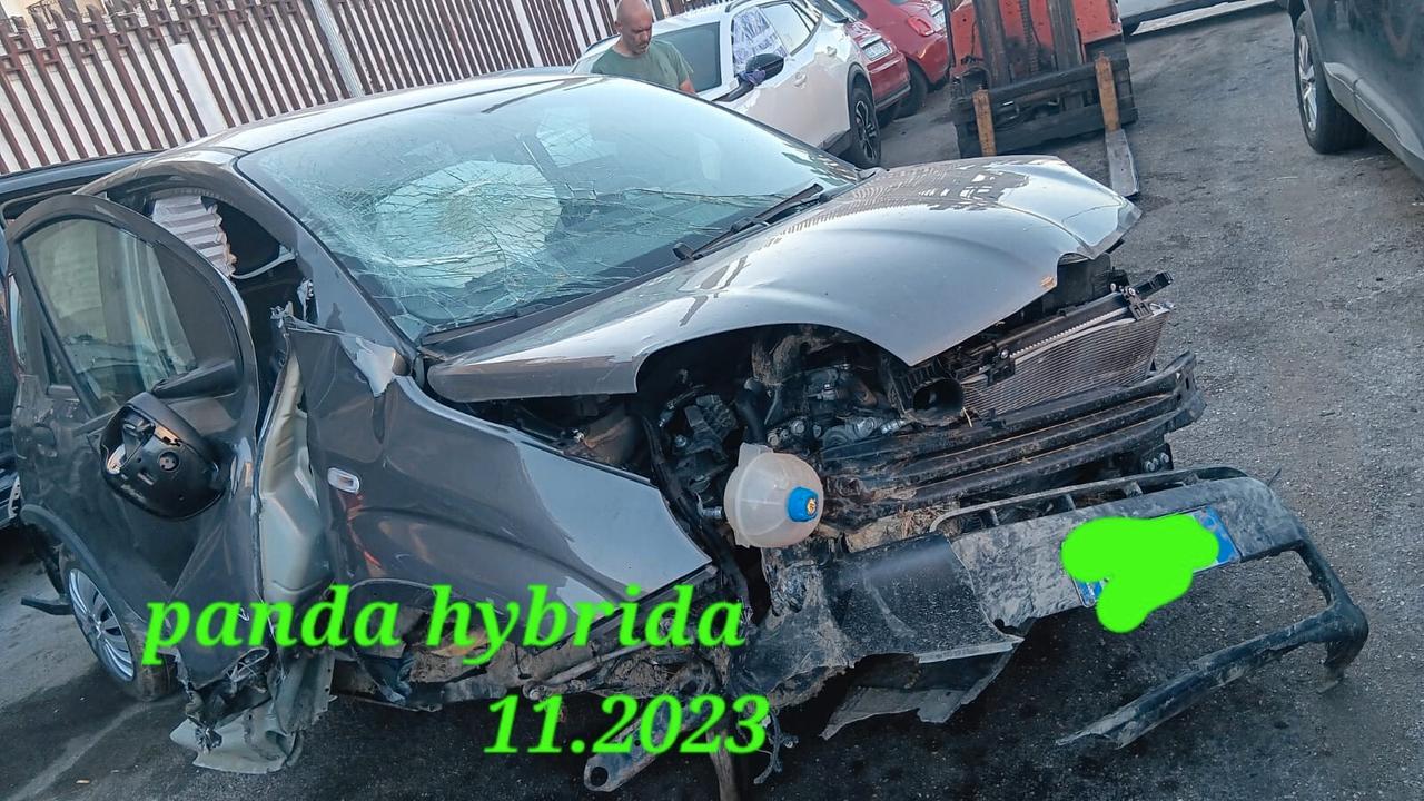 Fiat Panda incidentata sinistrata mondialcars 10.023