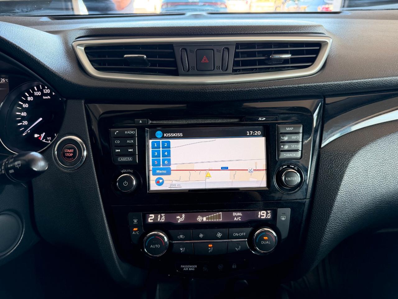 Nissan Qashqai 1.6 dCi 2WD Tekna - 2017