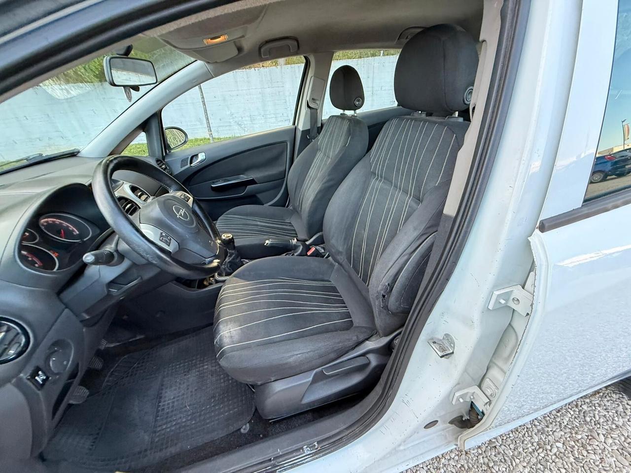 Opel Corsa 1.2 80CV 5 porte GPL-TECH Club