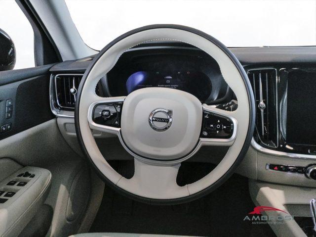 VOLVO V60 B4 Mild hybrid Benzina Plus Dark