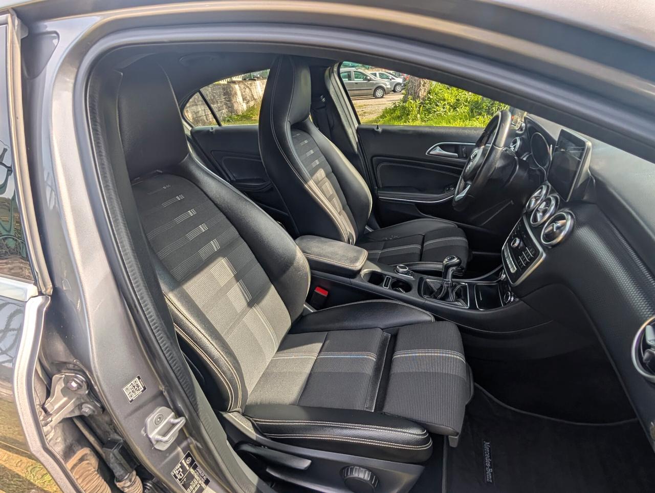 Mercedes-benz A 180 Premium UNICO PROPRIETARIO TAGL. CERT.