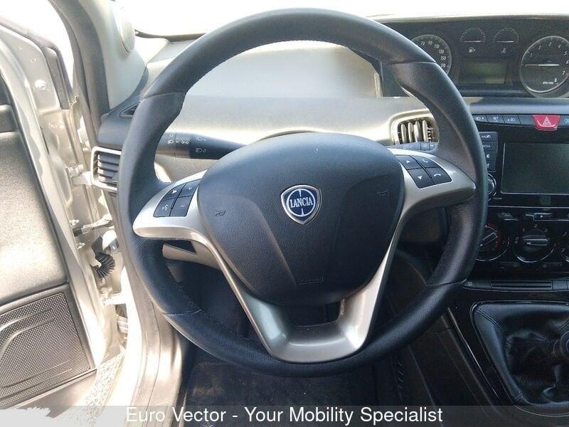 Lancia Ypsilon 1.2 69 CV 5 porte GPL Ecochic Gold