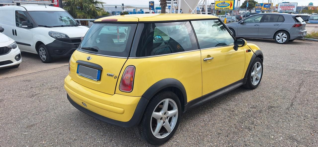 Mini COOPER 1.4 DIESEL ONE D