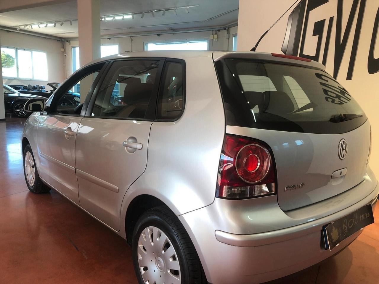 Volkswagen Polo 1.4 16V FSI 5p. Sportline