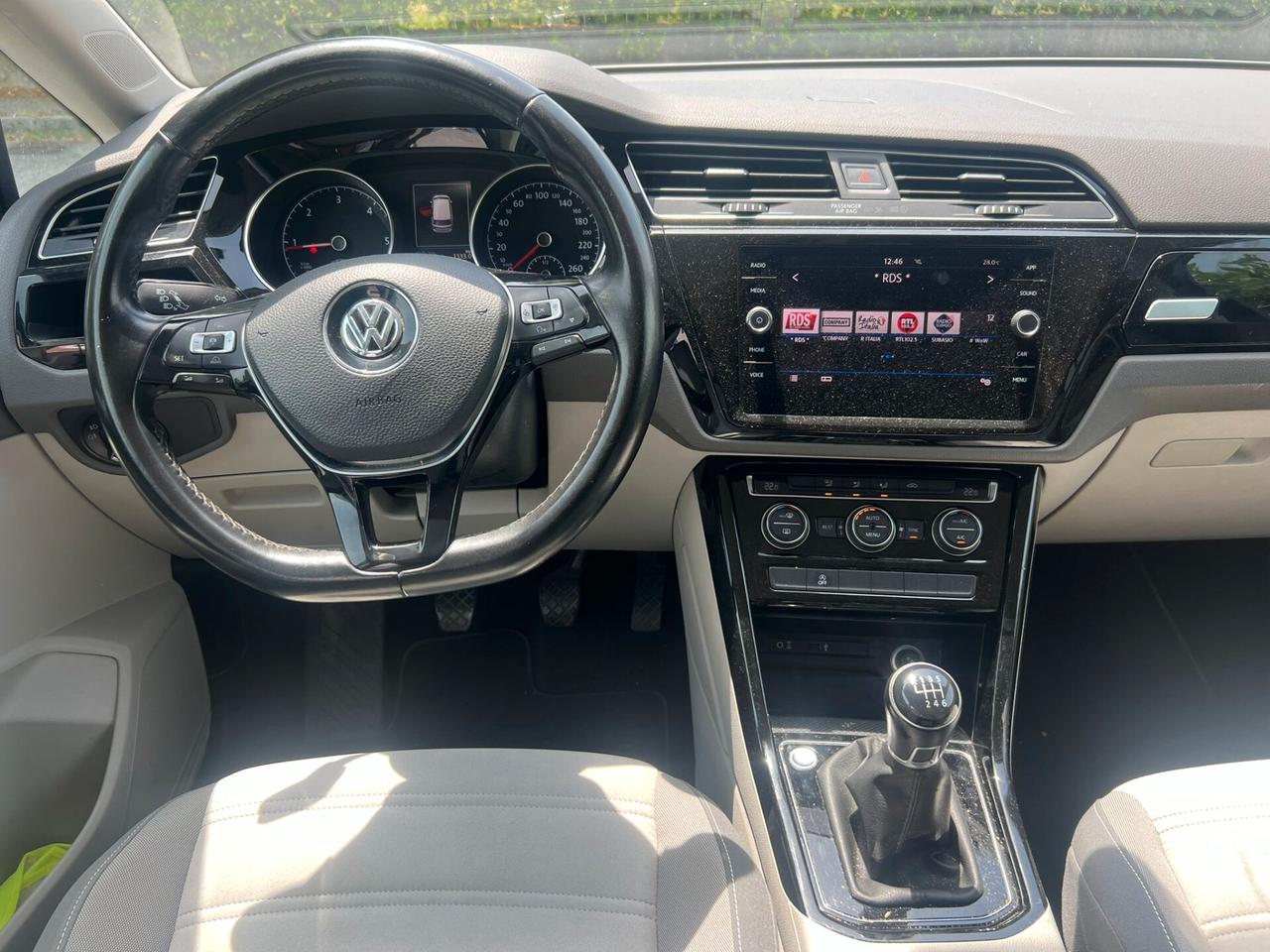 Volkswagen Touran 2.0 TDI 150 CV DSG BlueMotion Technology restyling