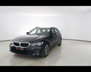 BMW 330 e Touring Business Advantage