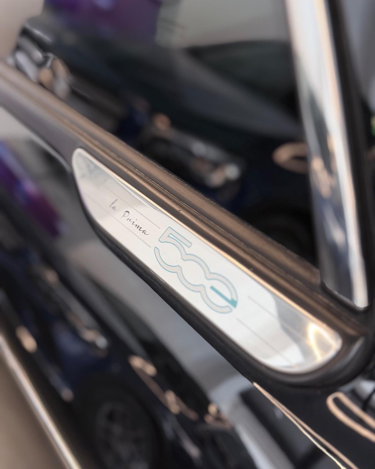 Fiat 500 500e Berlina 42 kWh La Prima