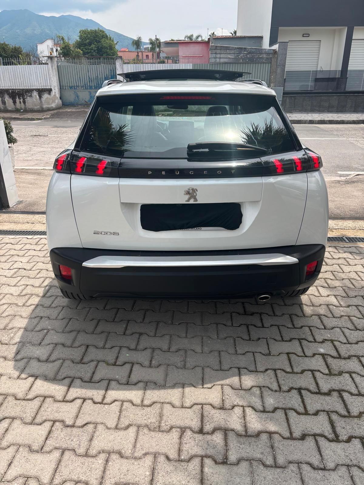 Peugeot 2008 BlueHDi 130 S&S EAT8 Allure Navi Pack