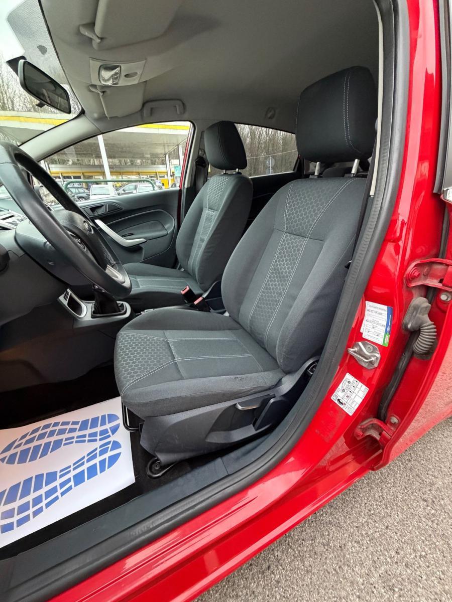 FORD - Fiesta - 1.6 TDCi 95CV 5p. cDPF Titanium