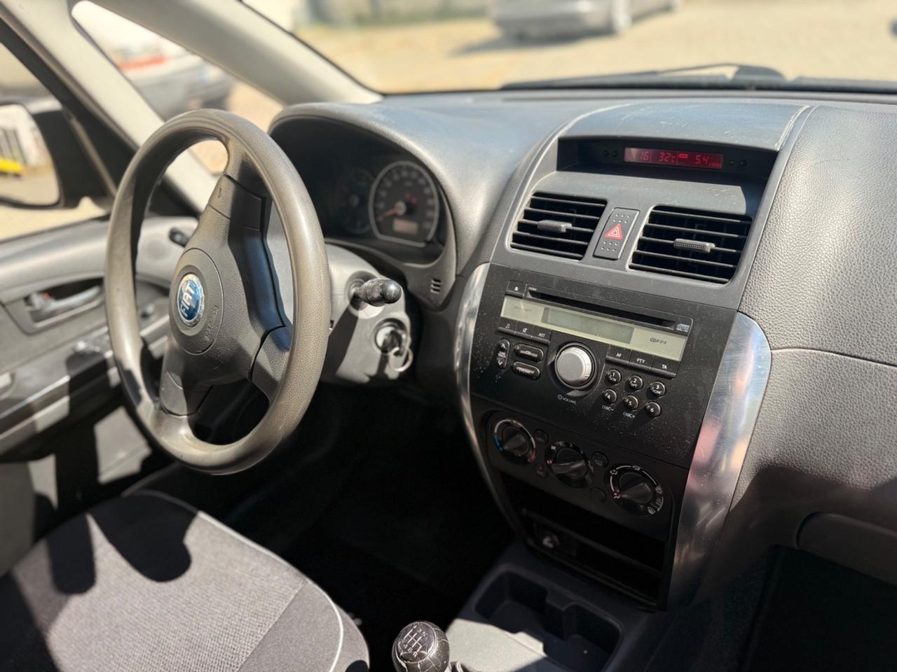 Fiat Sedici 1.9 MJT 4x4 Dynamic