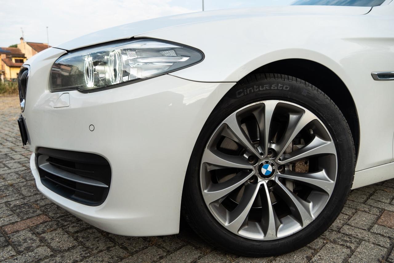 BMW 530d xDrive Luxury Steptronic - 2015