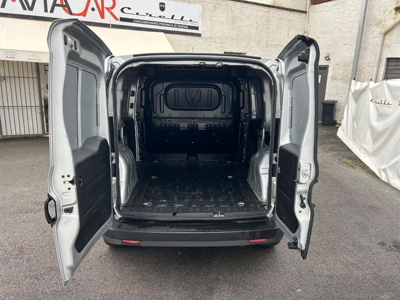 Doblò 1.6 MJT 120CV PC-TN Cargo Lounge