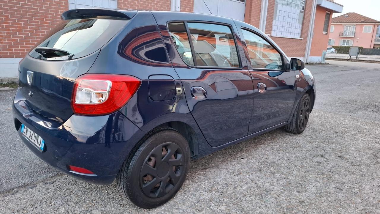 DACIA SANDERO 1.2 GPL 75CV CON 140311 KM € 4500