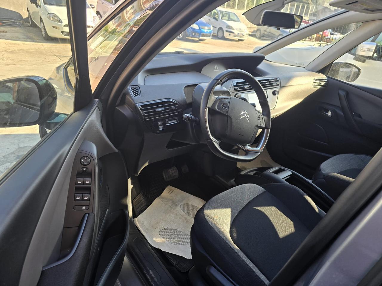 Citroen C4 BlueHDi 130 S&S EAT8 Shine