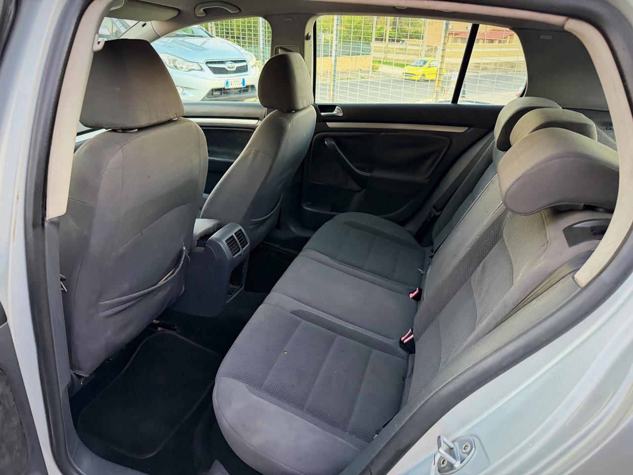 Volkswagen Golf 1.9 TDI DPF 5p. GT Sport