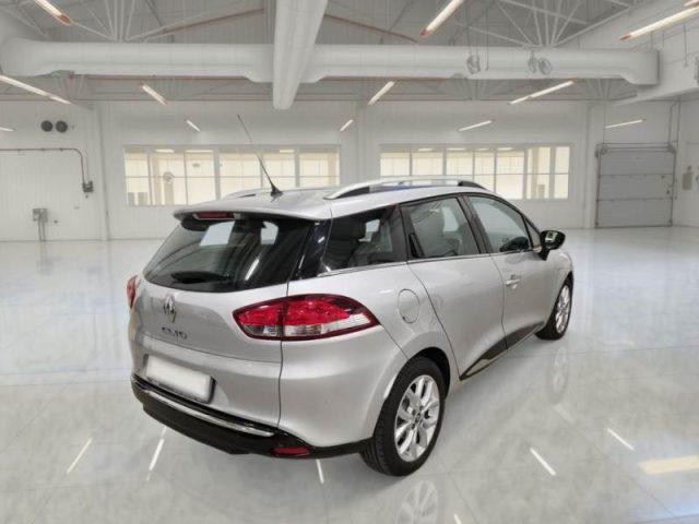 RENAULT Clio Sporter dCi 8V 90 CV Moschino Zen