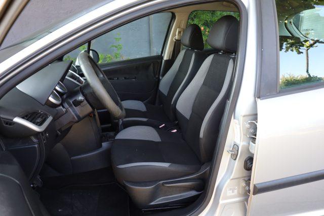 PEUGEOT 207 1.4 ECO GPL 75CV 5Porte Sport per NEOPATENTATI