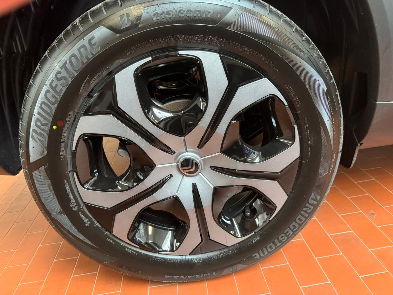 Citroen C3 Aircross Hybrid 145 CV e-DCS6 Plus