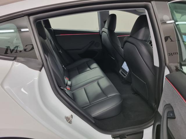 TESLA Model 3 NV35 RWD Premium