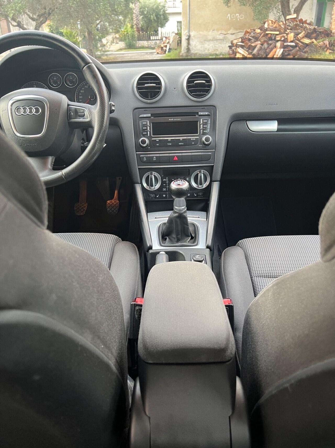 Audi A3 1.6 TDI 105 CV GARANZIA 12 MESI