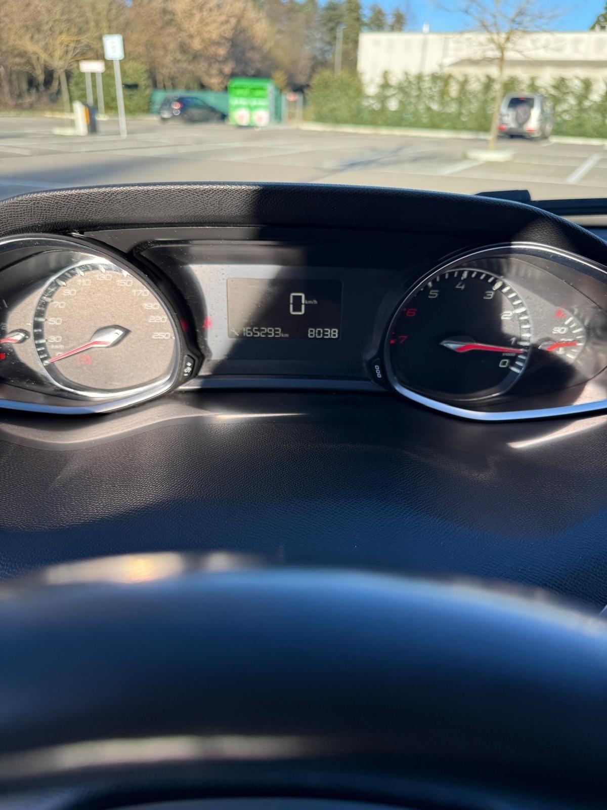 Peugeot 308 PureTech Turbo 130 S&S GT Line*Navi*Euro 6
