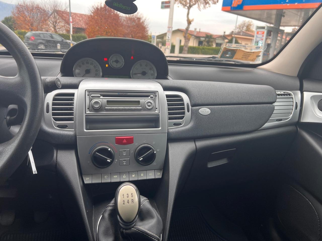 Lancia Ypsilon 1.2 Versus