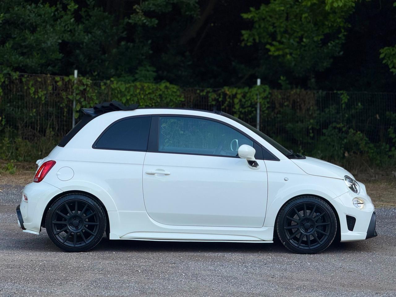 Abarth 595 C 1.4 Turbo T-Jet 180 CV