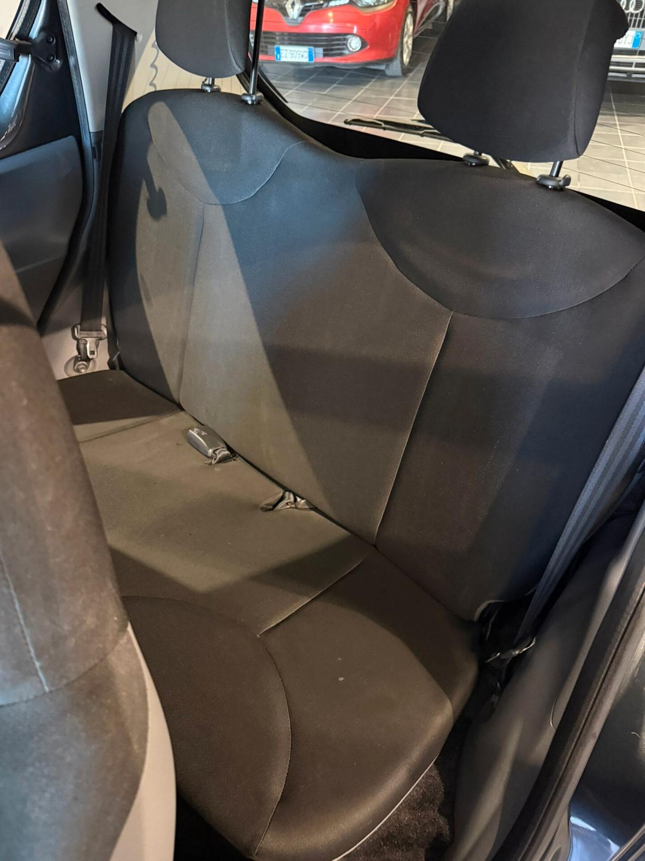 Toyota Aygo 70 mila km - NEOPATENTATI