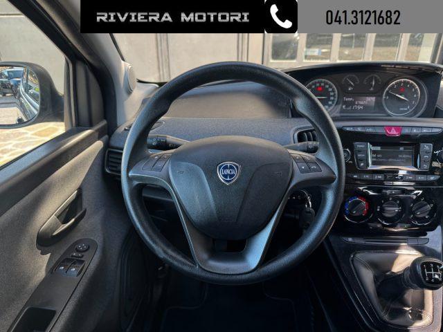 LANCIA Ypsilon 1.2 69 CV 5 porte GPL Ecochic Gold