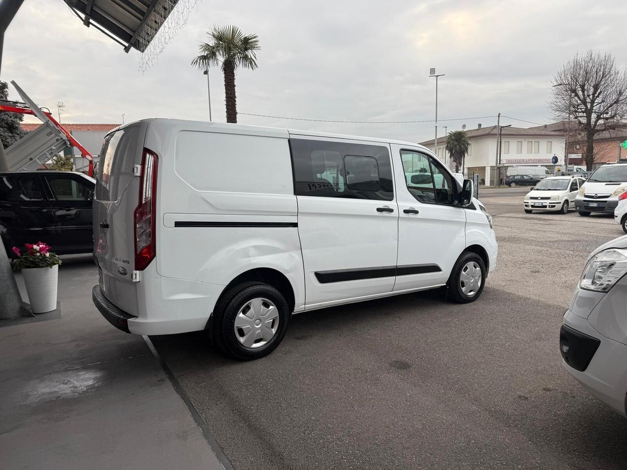 Ford Transit Custom 2.0 TDCi 280 L1 Trend 5 POSTI DOPPIA CABINA 5 POSTI